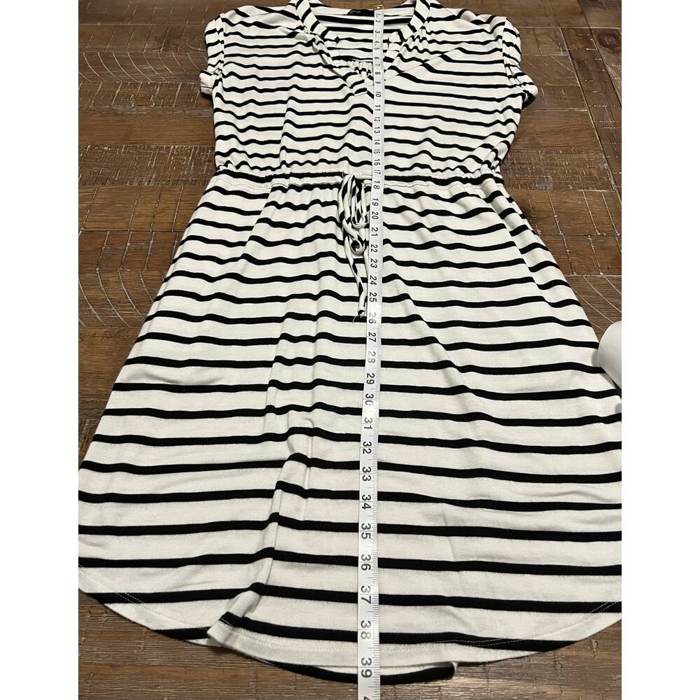 Gibson Women’s Dress Size Medium Relaxed Silhouette Pockets Vacation Travel - Picture 7 of 7